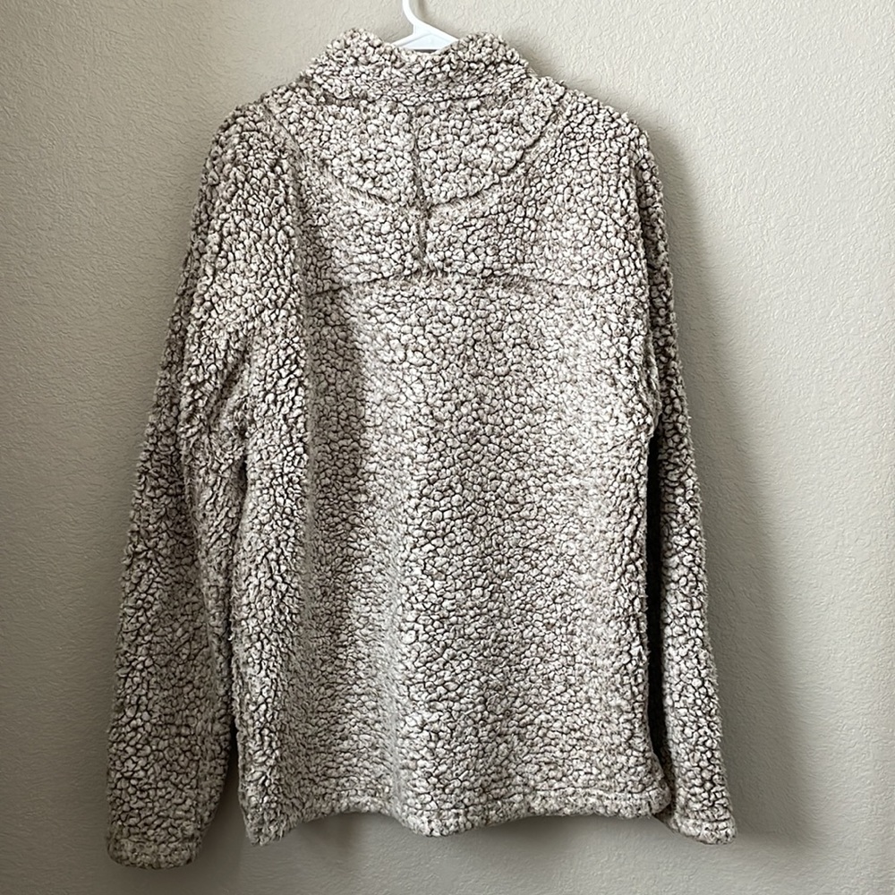 Small True Grit pullover - Picture 2 of 2